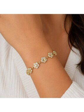 Vintage Gold Flower Slider Bracelet Made with Swarovski Crystals Adjustable